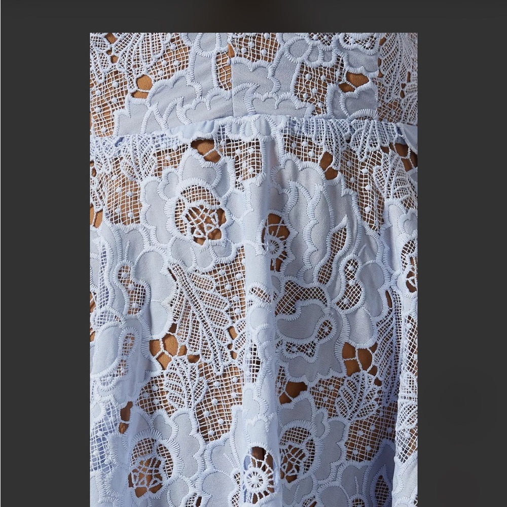 The Essentials Tia Lace Midi-dress In Cornflower
$  Nwt NEW Woman's medium - Picture 8 of 8